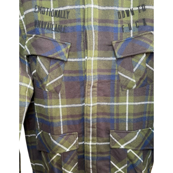 ✨ NEW Emotionally Unavailable Embroidered Flannel Shirt XL✨ - Picture 3 of 5